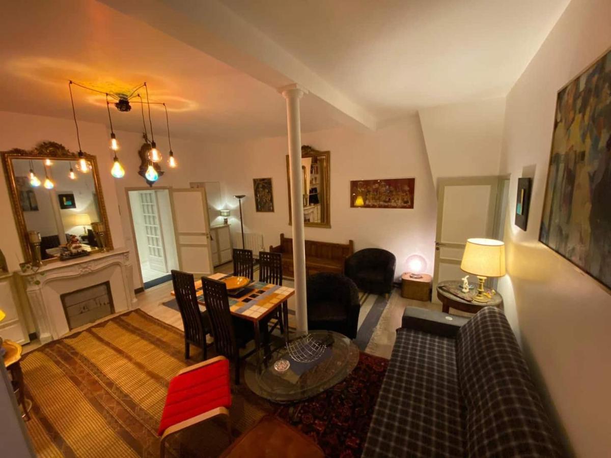 Romantic In Appartement *